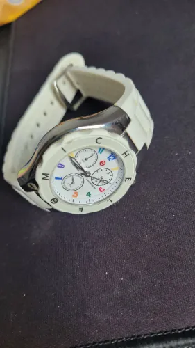 Relógio de luxo, Michele Michele. Linha esportiva, semi usado, muito confortável e bonito