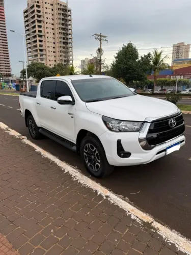 Toyota Hilux CD SRV 4X2 2.7 Flex 16V Aut. 2021