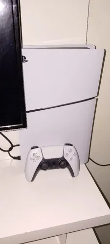 PlayStation 5 Slim Digital - Pct ASTRO BOT e Gran Turismo 7 + 22 jogos<br>