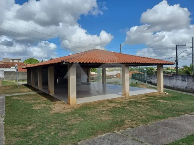 Casa no Vila Real com 2 Quartos e Gás Encanado em São Cristóvão
