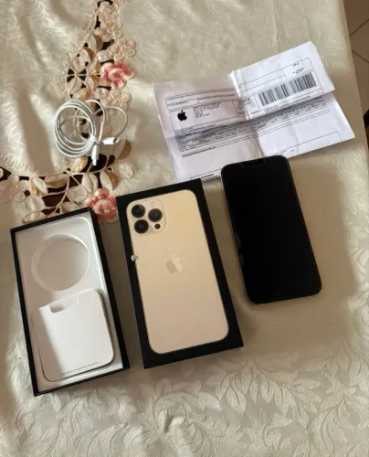 I Phone 13 pro max gold