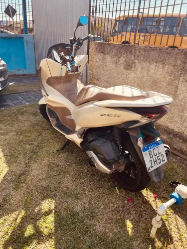 PCX DLX 150 ABS. Aceito troca por outra Pcx ou scooter elétrica.