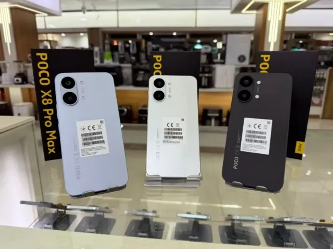 Xiaomi Poco X8 Pro Max 12+512GB Azul, Preto, Branco ou Laranja.