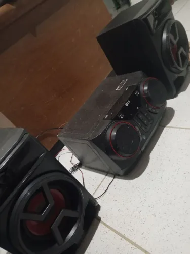 som LG XBOOM 220W CK43N