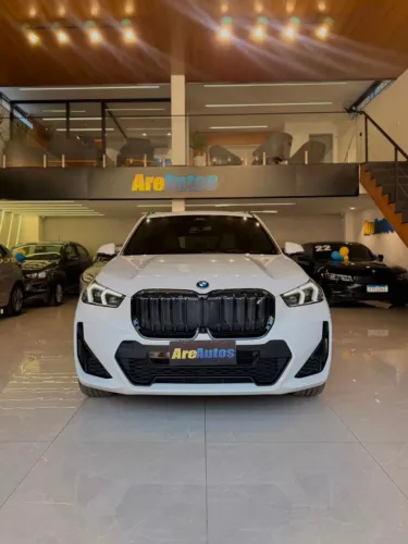 BMW IX1 Xdrive 30 M Sport (elétrico) 2024