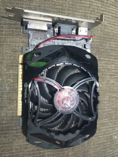 Gt 730 (leia a descrição)