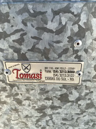 Desidratador Tomasi 8kg e 6 esteiras