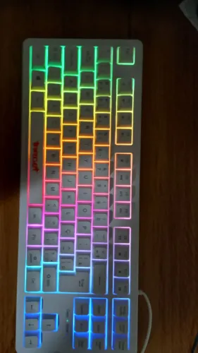 TECLADO DE MEMBRANA COM CUPULA DE BORRACHA (RUBBER DOME)