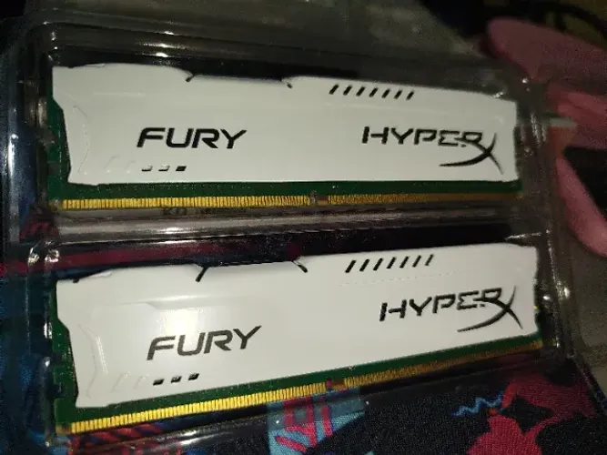 Kit Memória RAM 16GB (2x 8GB) DDR4 2666MHz Crucial