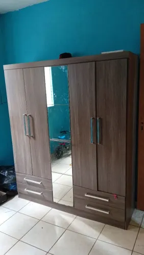 Vende se Guarda roupa Solteiro
