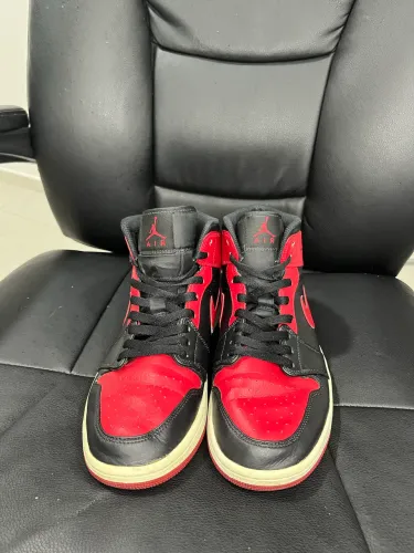 Air Jordan 1 High Bred Preto Vermelho - Tamanho 41 - USADO