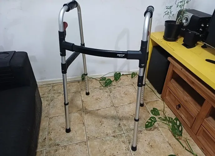 Andador Fixo Mercur
