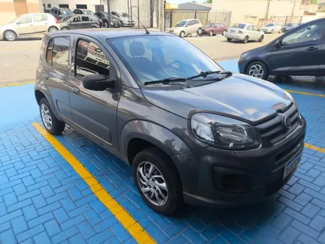 Fiat Uno Attractive 1.0 EVO Fire Flex 8V 5P 2021