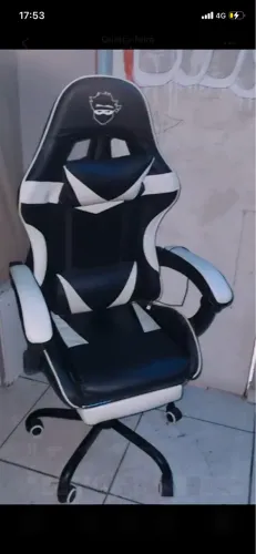 Cadeira Gamer que faz massagem