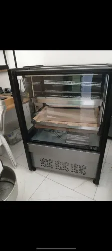 Vendo balcões pata cozinhas e restaurantes.