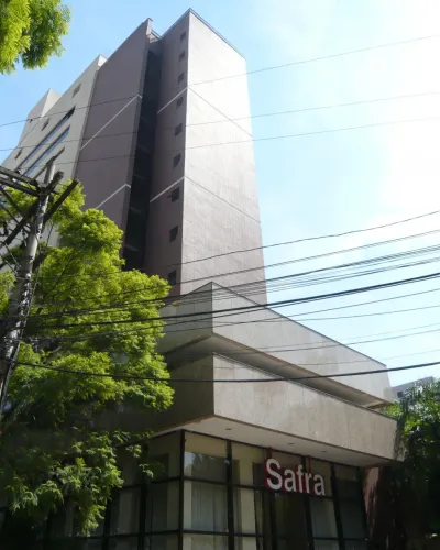 Apartamento de 2 quartos e 2 vagas no coração de Porto Alegre-RS, Moinhos de Vento: Luxo e