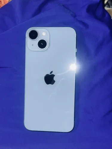 Estou vendendo esse iPhone 14 normal 128 gb 