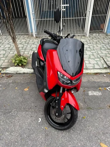 YAMAHA NMAX 160 2023/2024 EXCELENTE ESTADO 