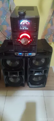 Som Sony gtr66H muito potente