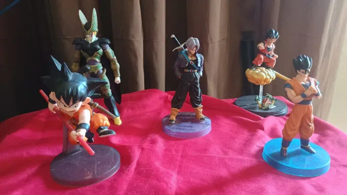 Bonecos/gashapon dragon ball