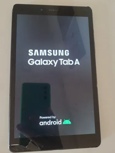 Vendo tablet Samsung Galaxy tab A, funcionando perfeitamente. Leia todo o anúncio.