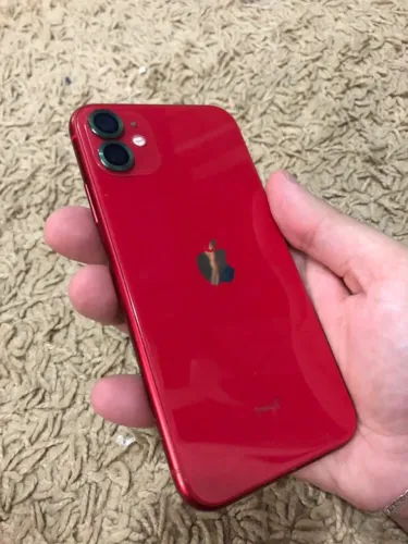 iPhone 11 vermelho 64gb