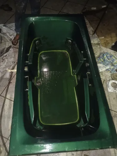Banheira antiga de fibra