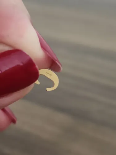 Pingente bamho ouro 18k letra "C" novo