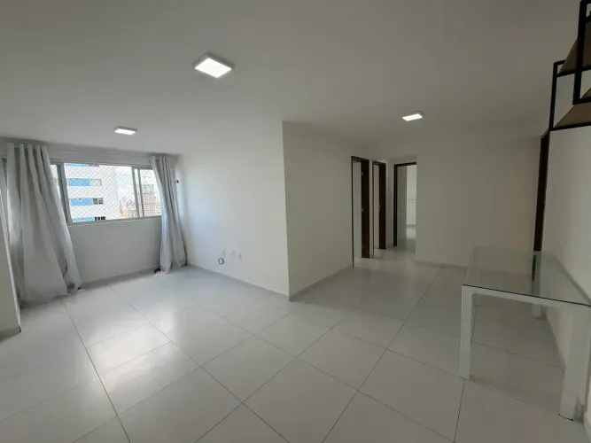 Alugo apartamento com 3/4 mais DCE no bairro Jardim Oceania - João Pessoa - PB