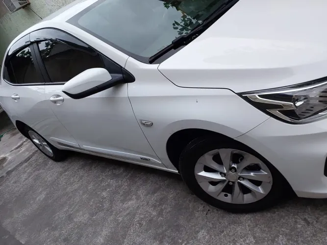 Chevrolet Onix Plus LT 1.0 12V TB Flex Mec. 4P 2021