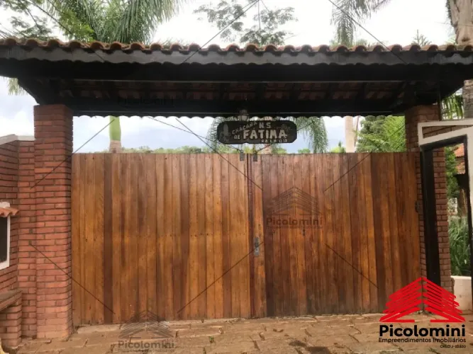 Casa em chácara A VENDA COM 680 M2 em terreno de 5.180 m2, DENTRO do Condomínio FECHADO It
