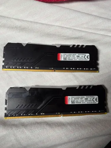 Memória DDR4 Kingston fury 2x8gb