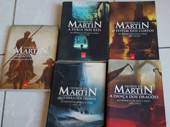 Coleção dos livros de George R.R Martim