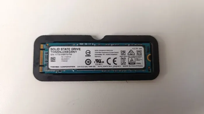 SSD M2 256 GB TOSHIBA