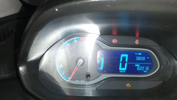 Imagem de Chevrolet Onix Hatch LTZ 1.4 8V Flex Power Mec. 4P 2015