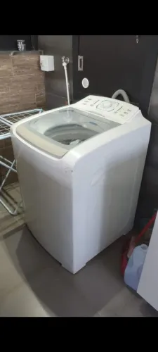 Vendo máquina de lavar com defeito.