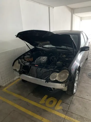 MERCEDES C180 2005 Blindada PEÇAS
