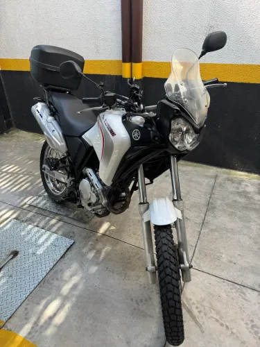 VENDO TENERE 2011