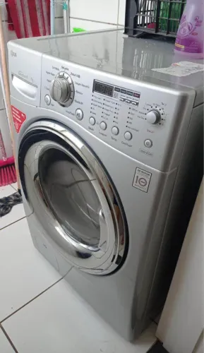 Lava e seca LG 11/12kg 220v