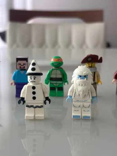 LEGO Minifigures Yeti + Palhaço Triste Originais - Raros