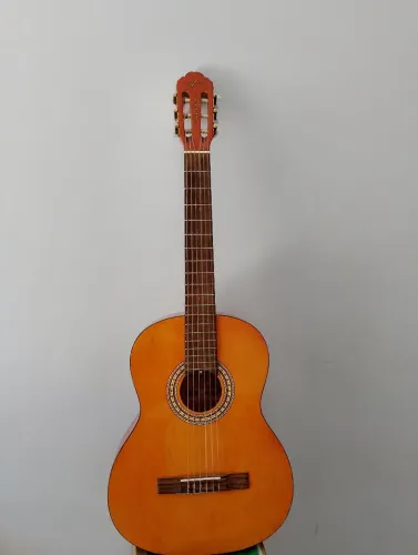 Vendo violão vogga perfeito pra quem quer aprender tocar