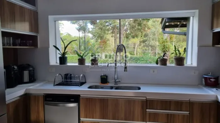 Casa com 4 quartos em Parque Rincão
