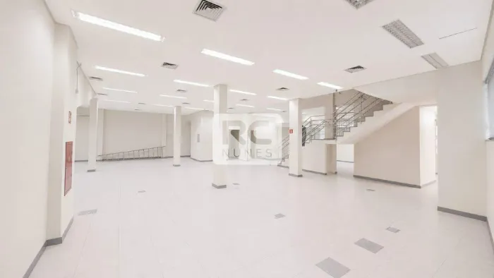 Loja e Prédio para aluguel, com área total de 1.230m², 17 vagas, Bairro da Graça - Belo Ho