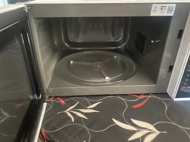 VENDO MICROONDAS