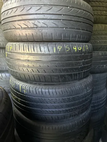Pneus 195/40/17 por 290$ cada seminovos originais
