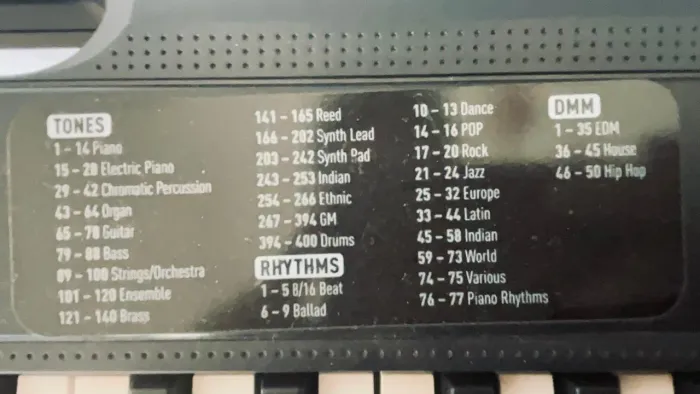 Teclado em ótimo estado Casio CT-S300