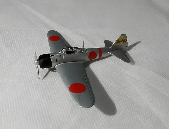 Miniatura Avião Zero Fighter