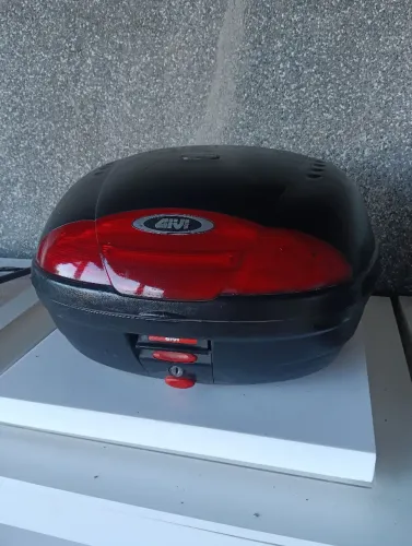 Bau bauleto para moto give grande com suporte