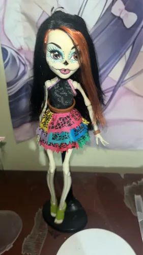 monster high skelita