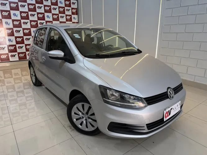 Volkswagen Fox Trendline 1.0 Flex 8V 5P 2015